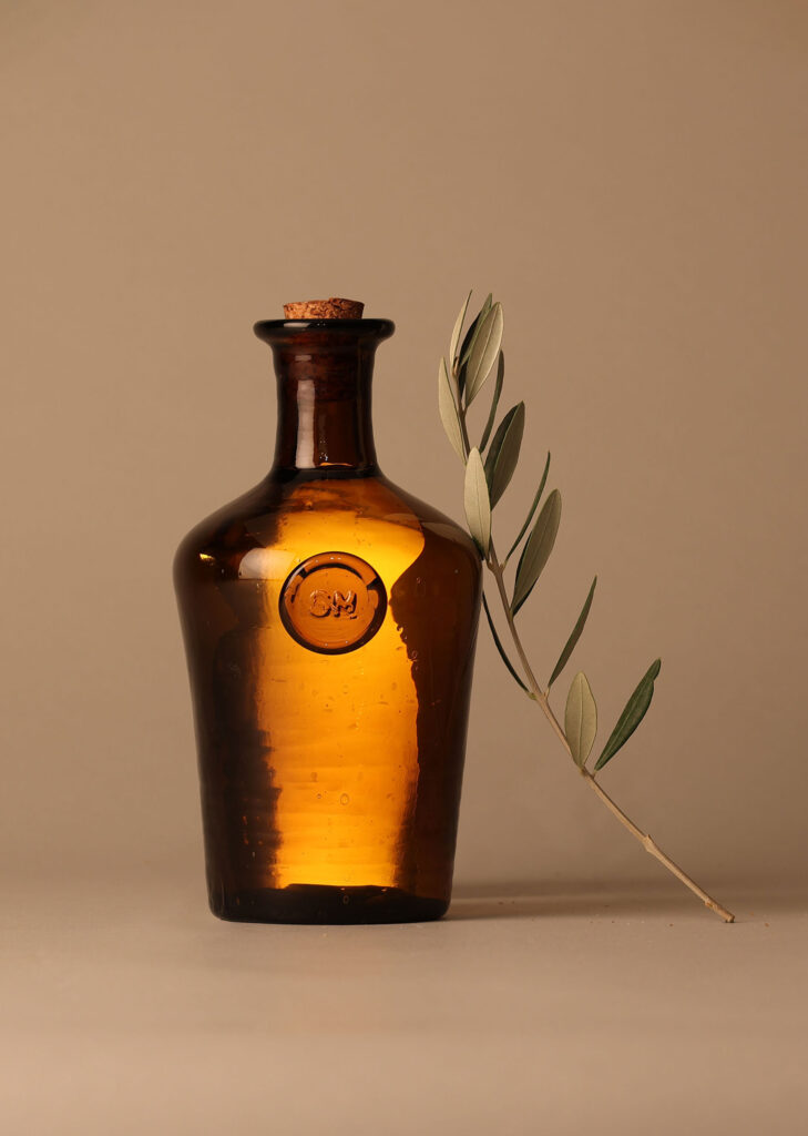ORGANIC EXTRA VIRGIN OLIVE OIL IN HANDMADE BOTTLE