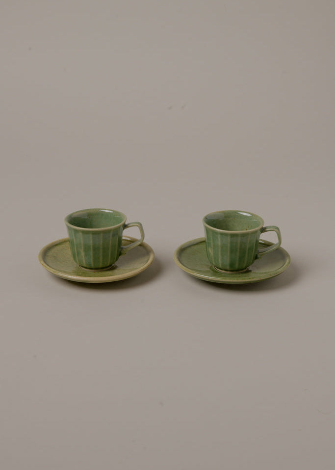 SET DE 2 TAZAS ESPRESSO Y PLATO A CONJUNTO