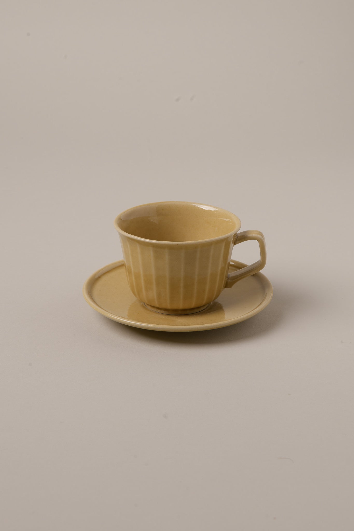 SET DE TAZA DE TÉ O CAFÉ Y PLATO A CONJUNTO