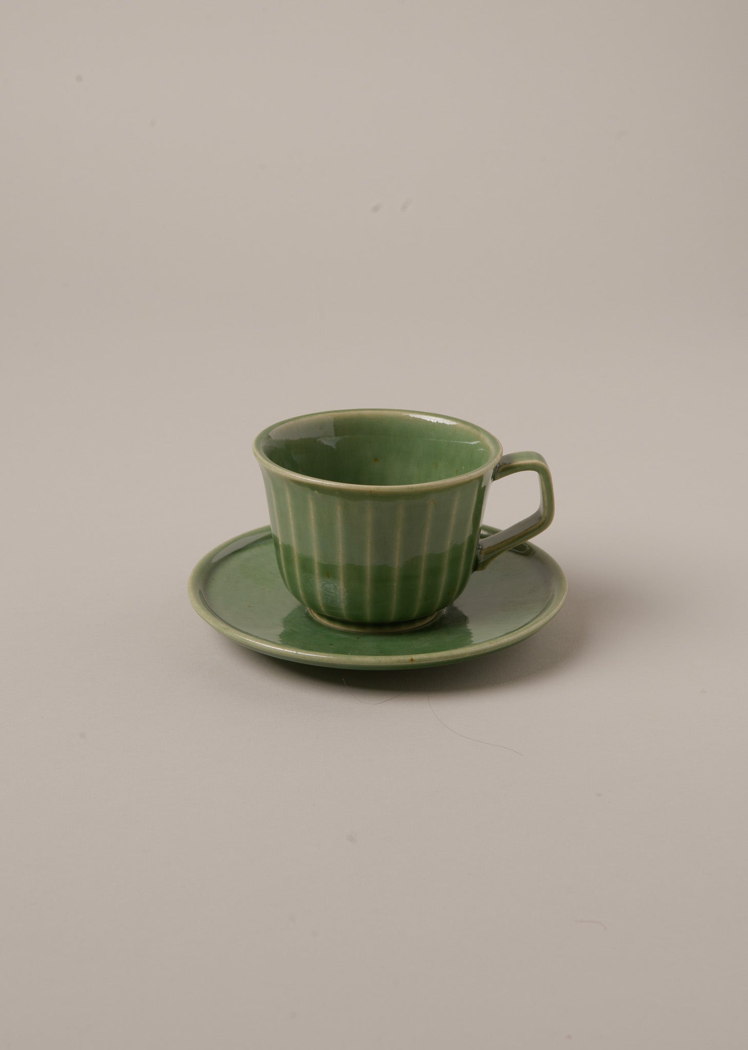 SET DE TAZA DE CAFÉ Y PLATO A CONJUNTO
