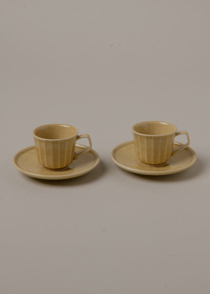 SET DE 2 TAZAS ESPRESSO Y PLATO A CONJUNTO