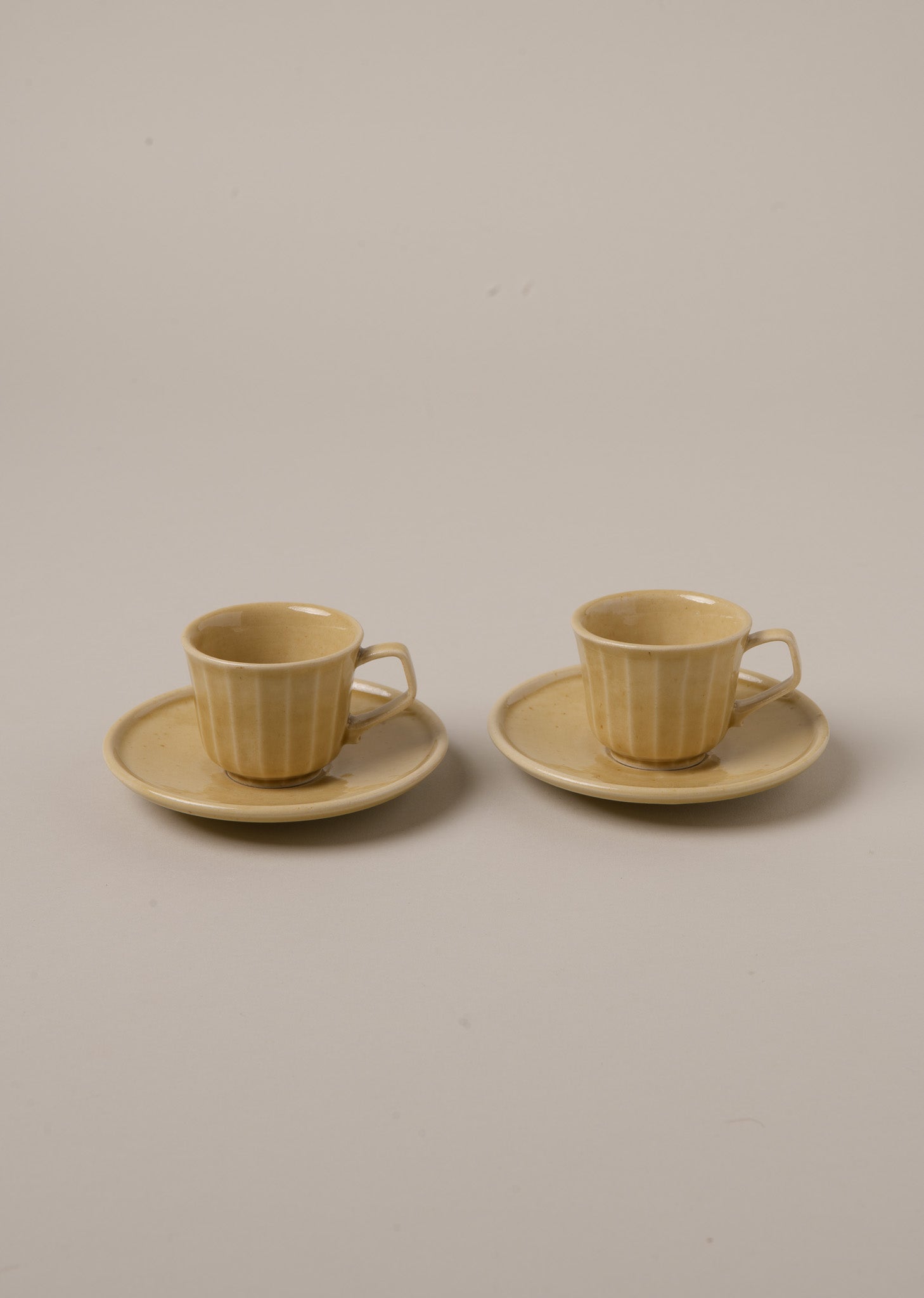 SET DE 2 TAZAS ESPRESSO Y PLATO A CONJUNTO