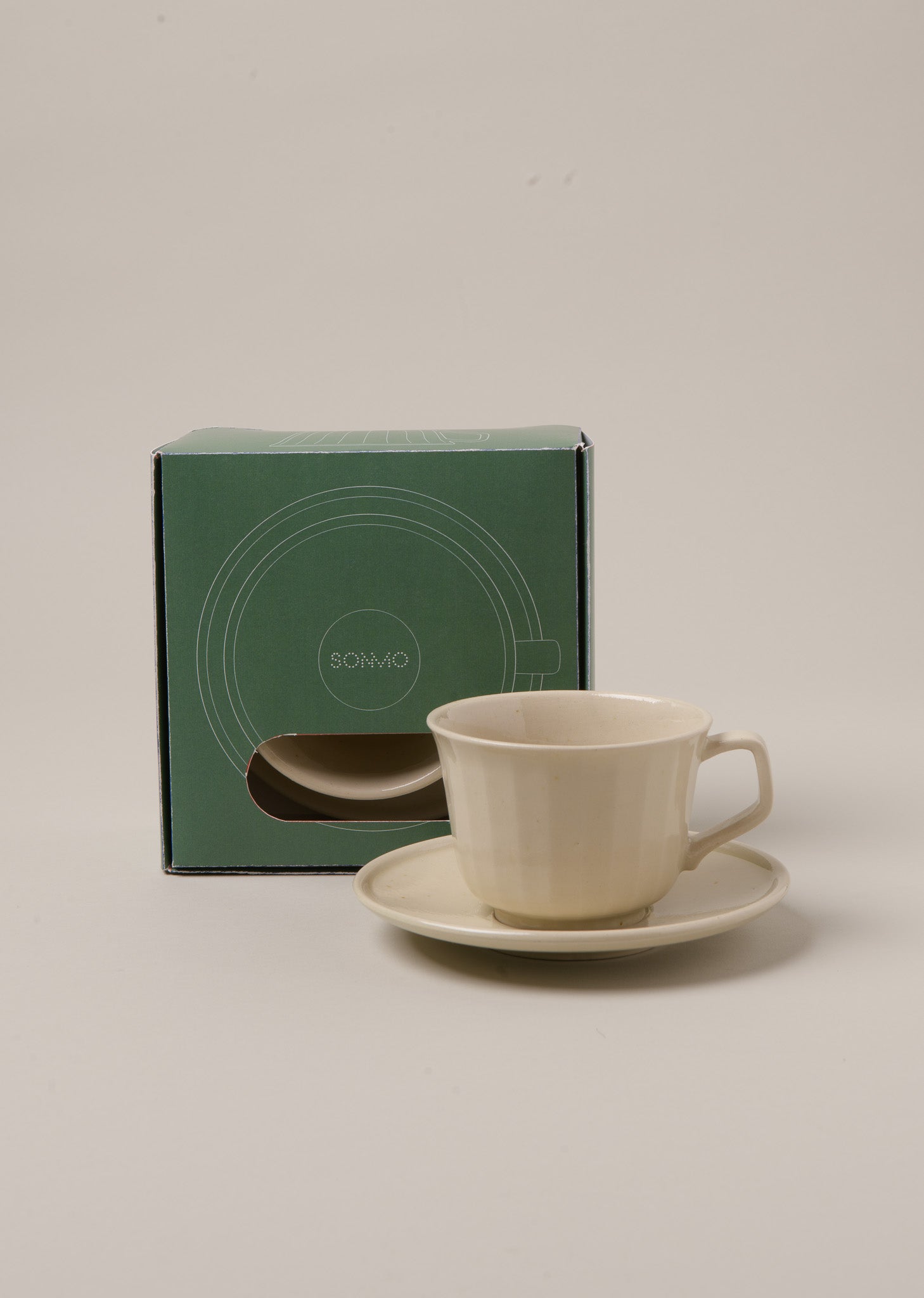 SET DE TAZA DE CAFÉ Y PLATO A CONJUNTO