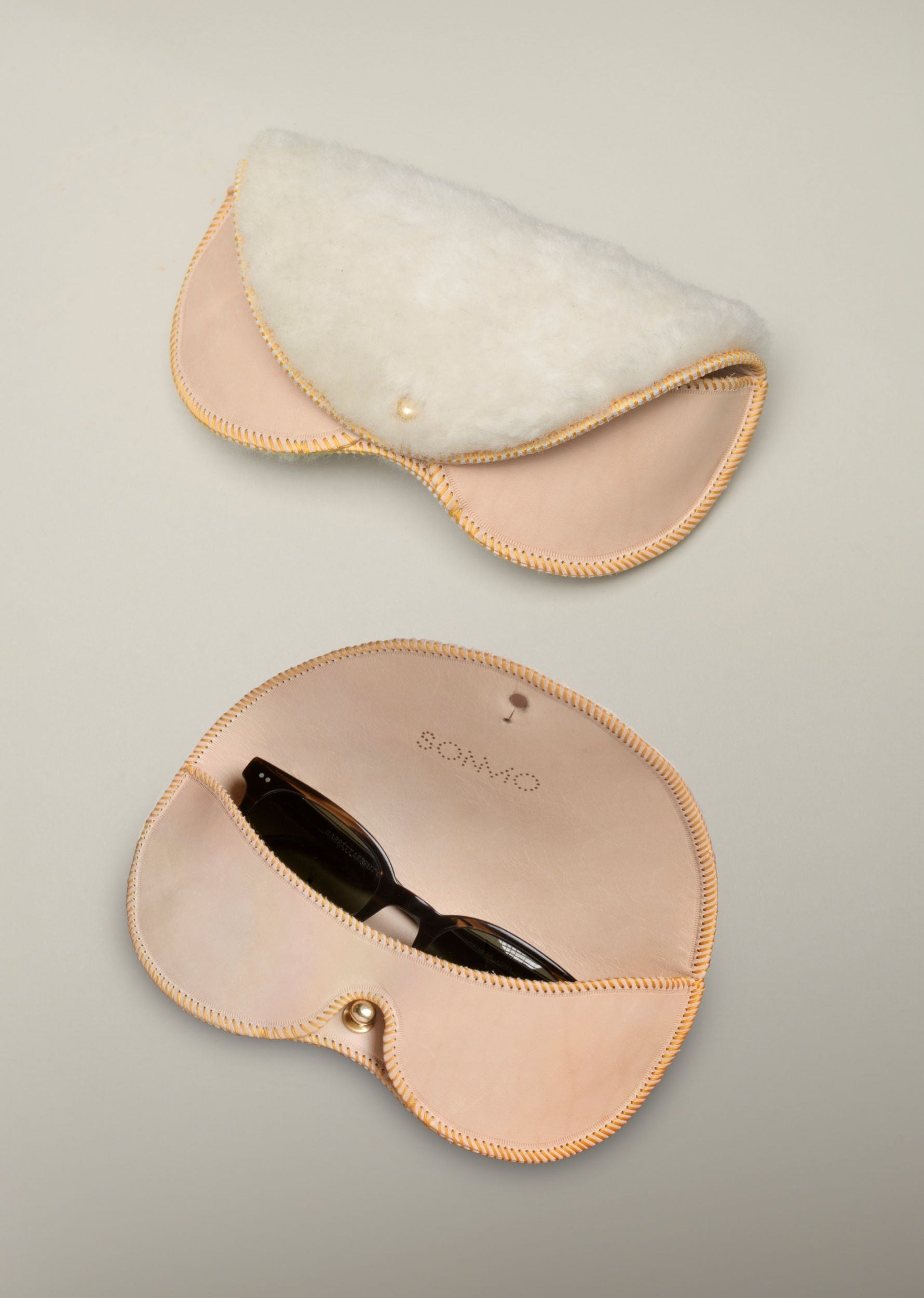 "COR" GLASSES CASE