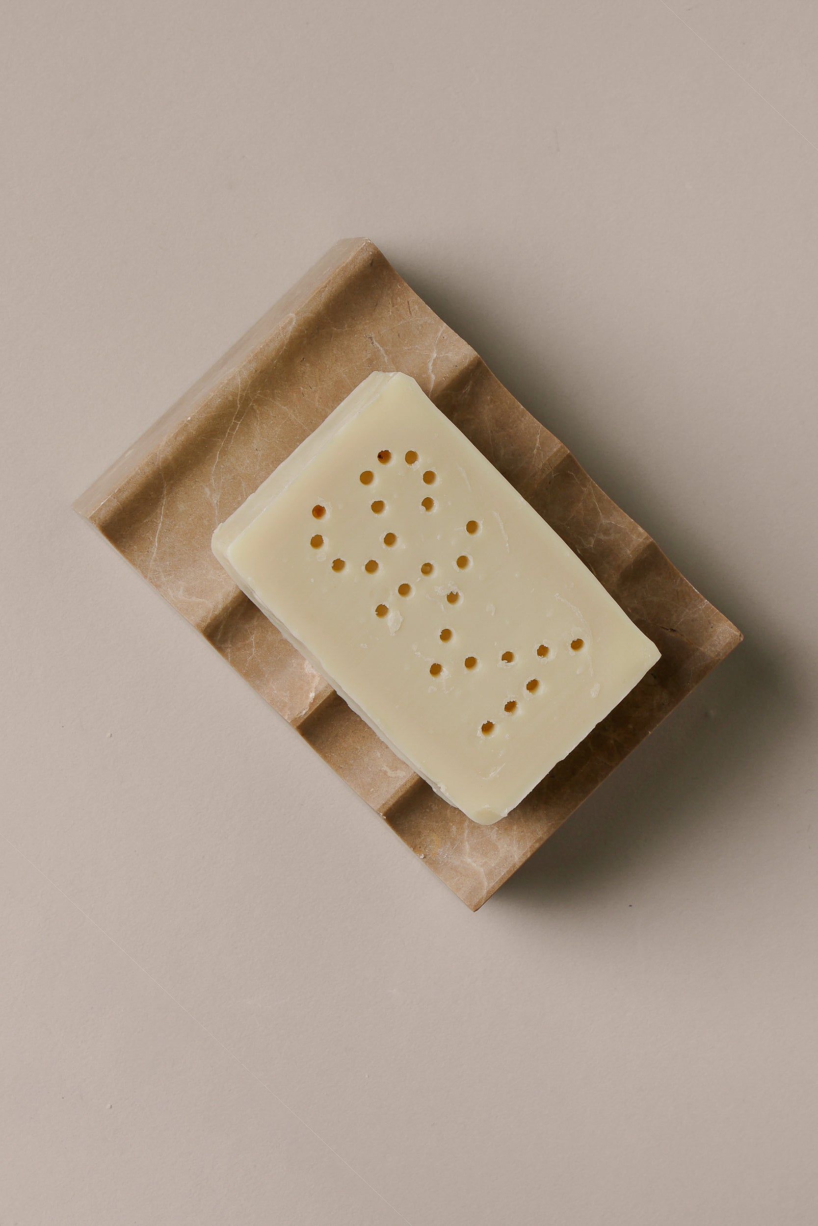 WAVY SOAP DISH