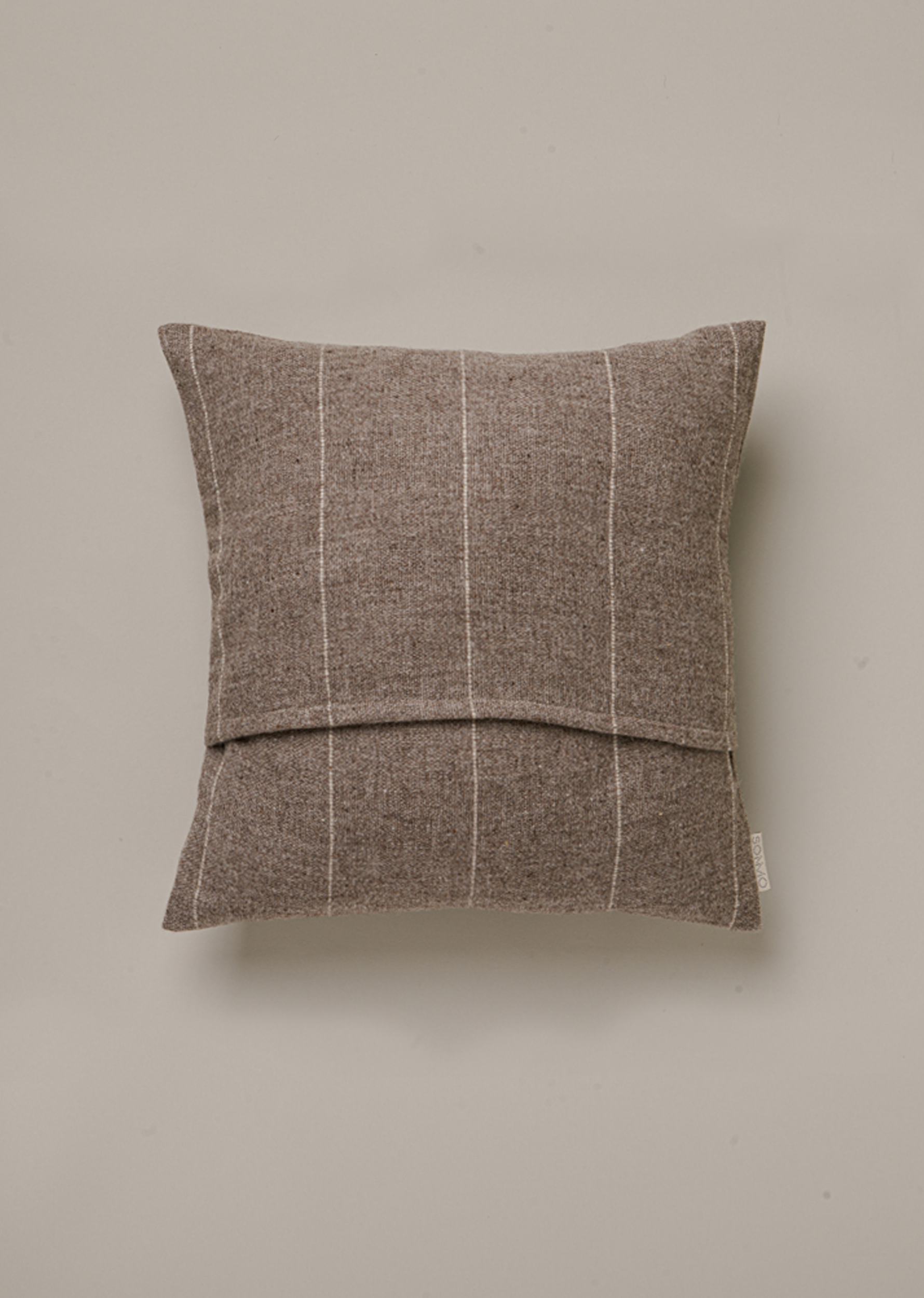 FUNDA DE COJÍN DE LANA "GRUTA"