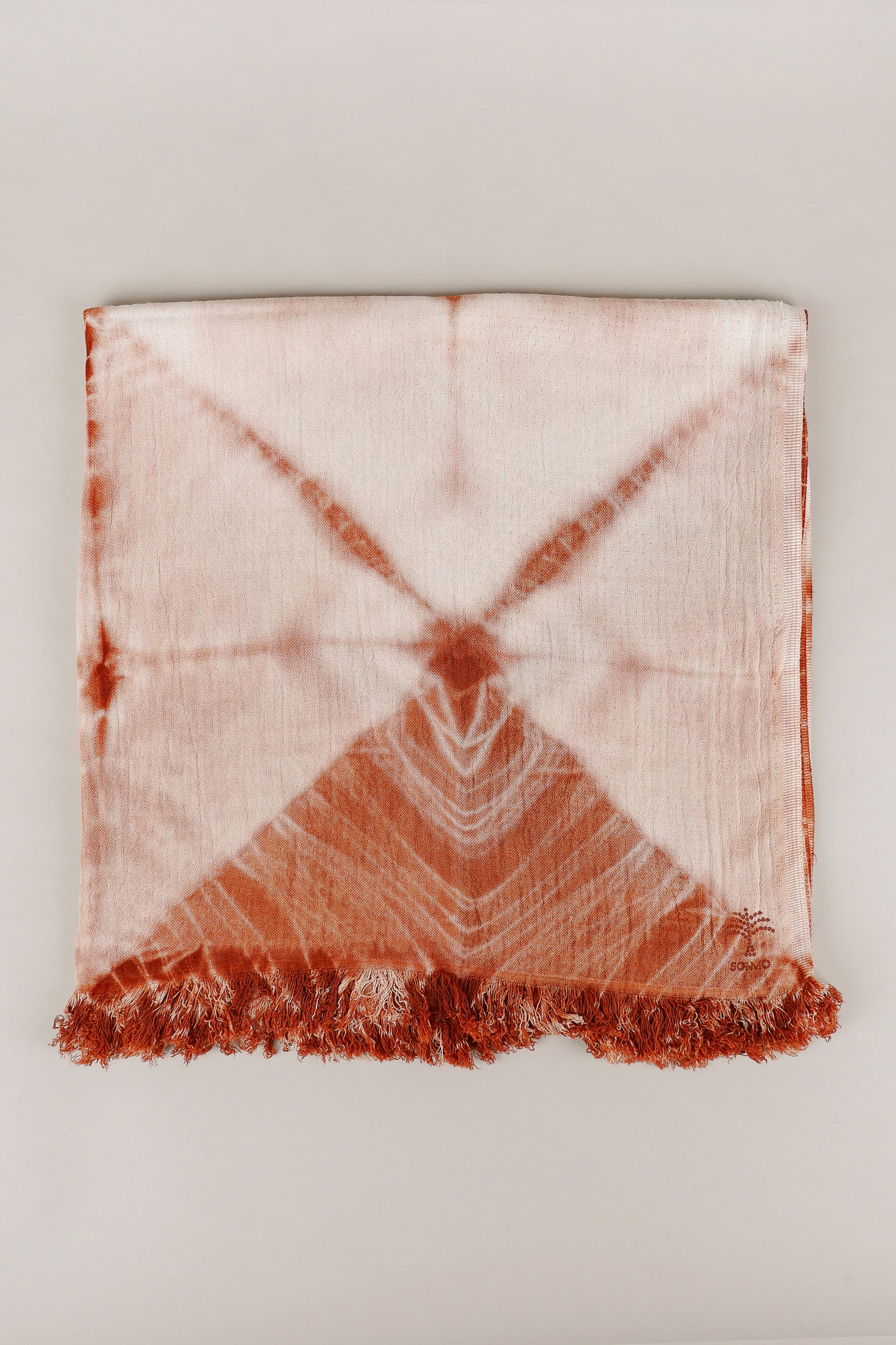 DOUBLE-CLOTH COTTON TOWEL. FOLD DYE
