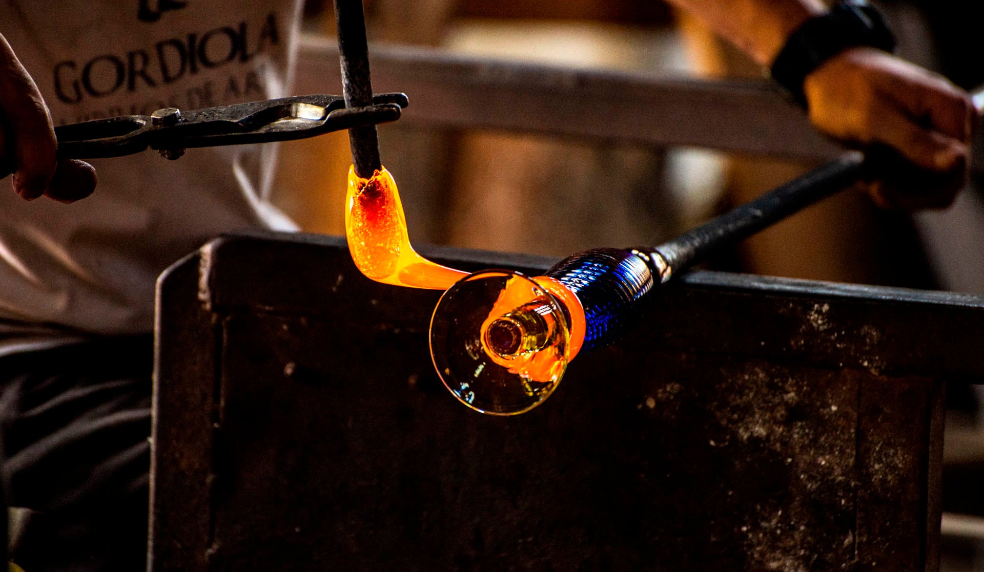 GORDIOLA Y SONMO: UN ENCUENTRO DE TRADICIÓN Y EXCELENCIA ARTESANAL