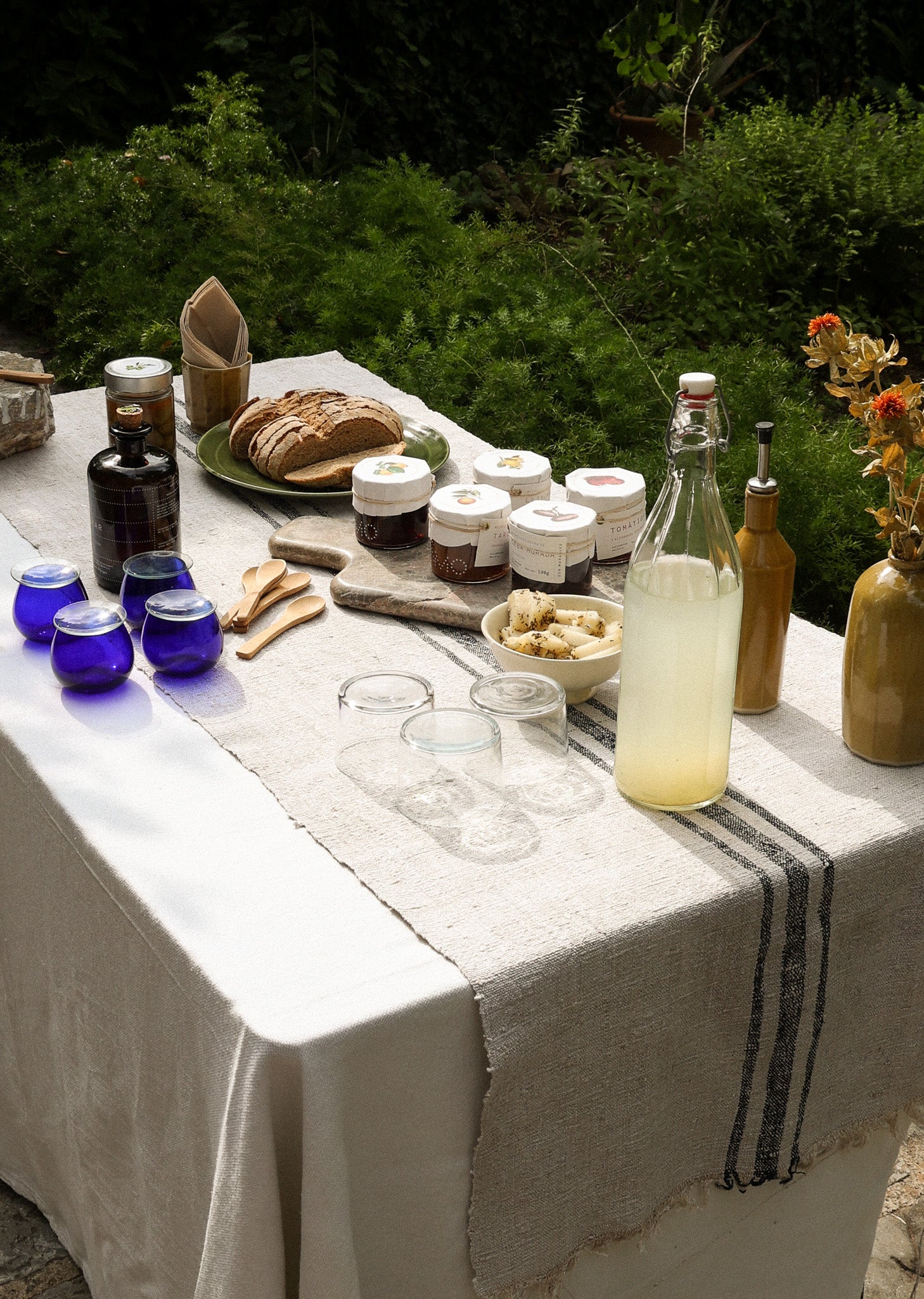 CATAS DE ACEITE EN VALLDEMOSSA