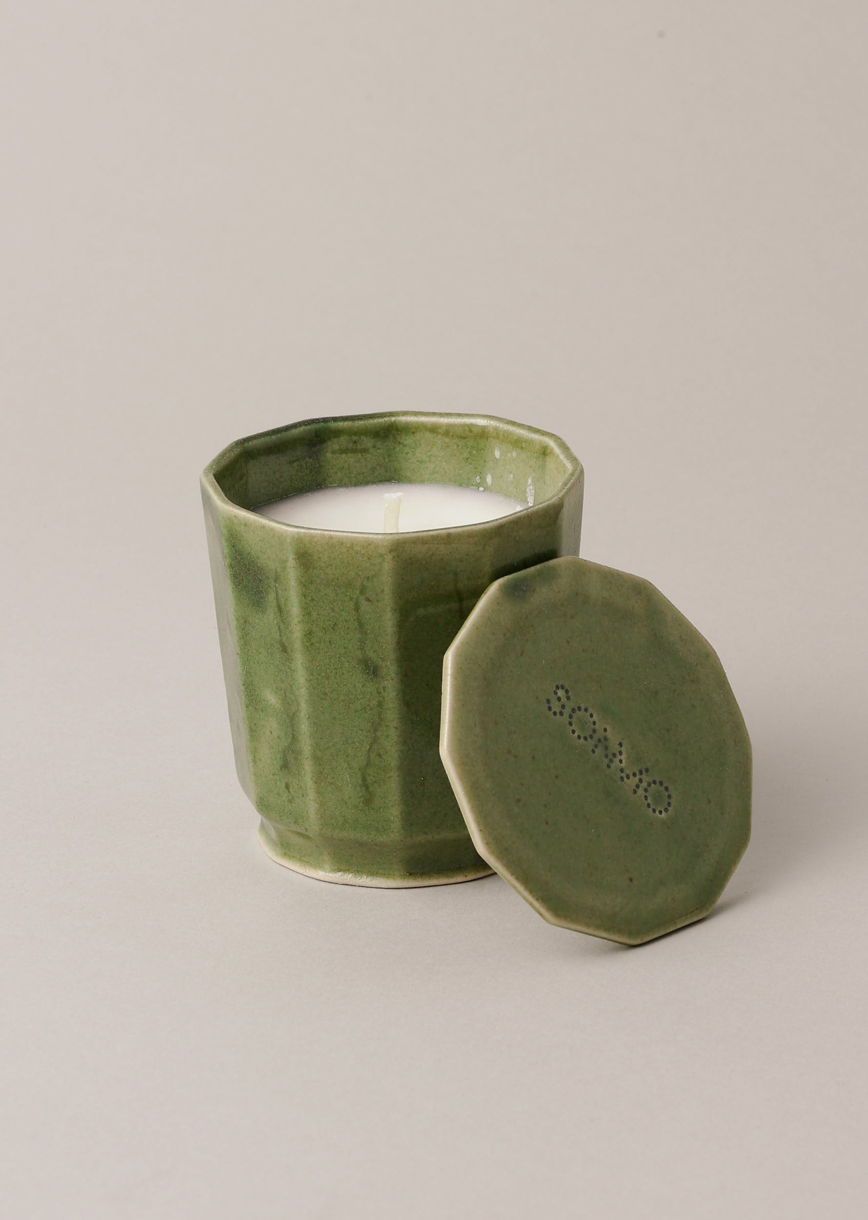 SCENTED CANDLE - EUCALYPTUS