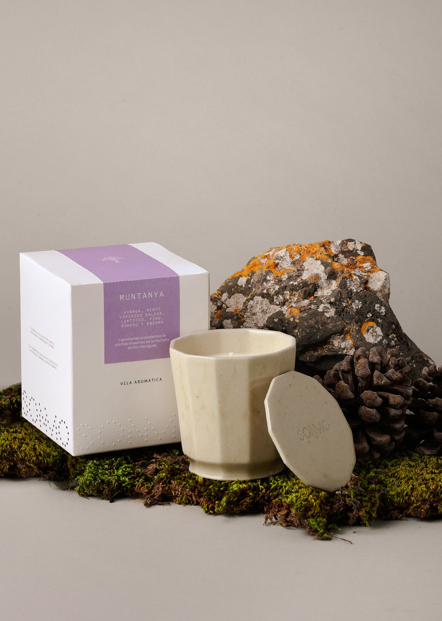 SCENTED CANDLE - MUNTANYA