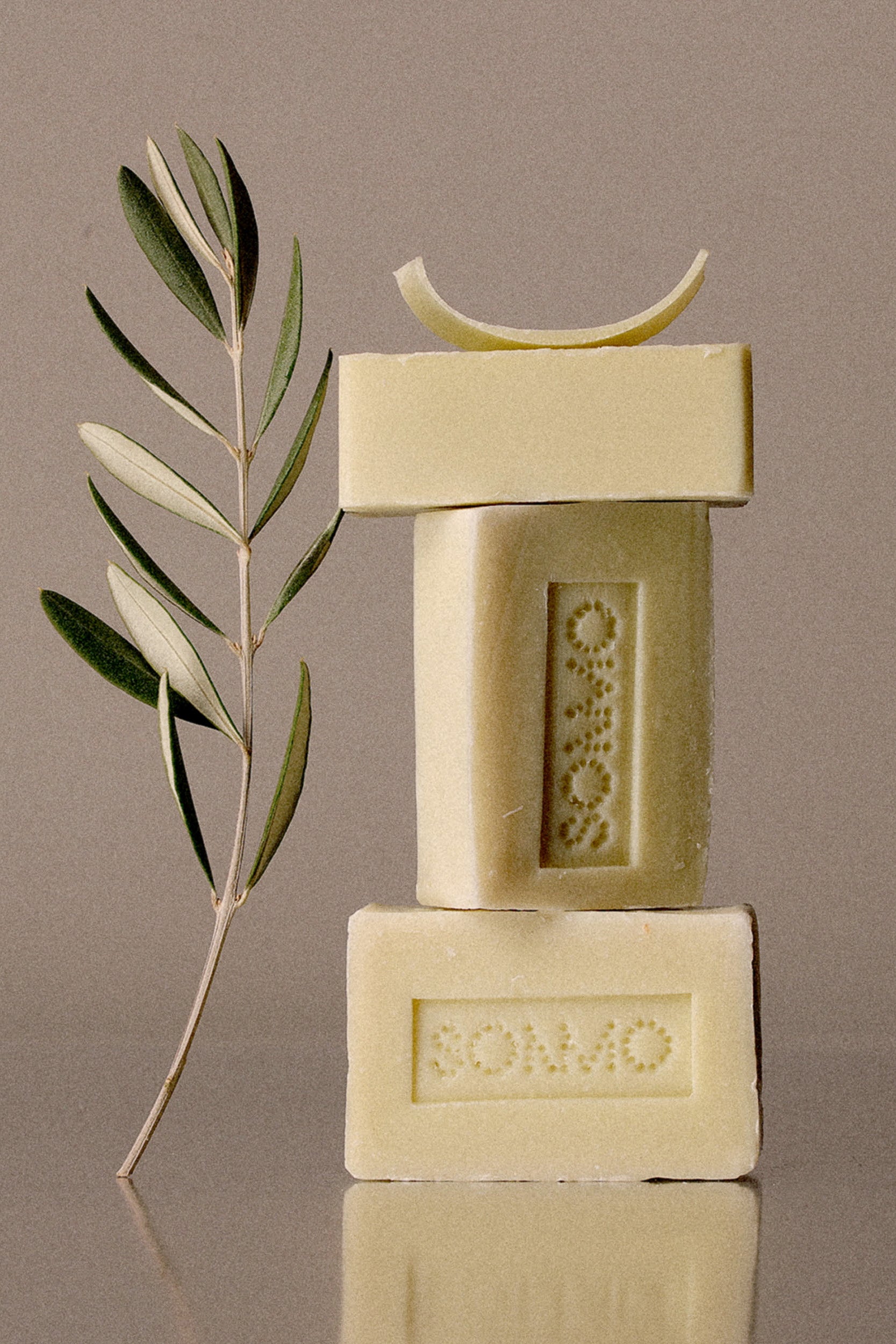 OLIVIA, JABÓN NATURAL DE ACEITE DE OLIVA