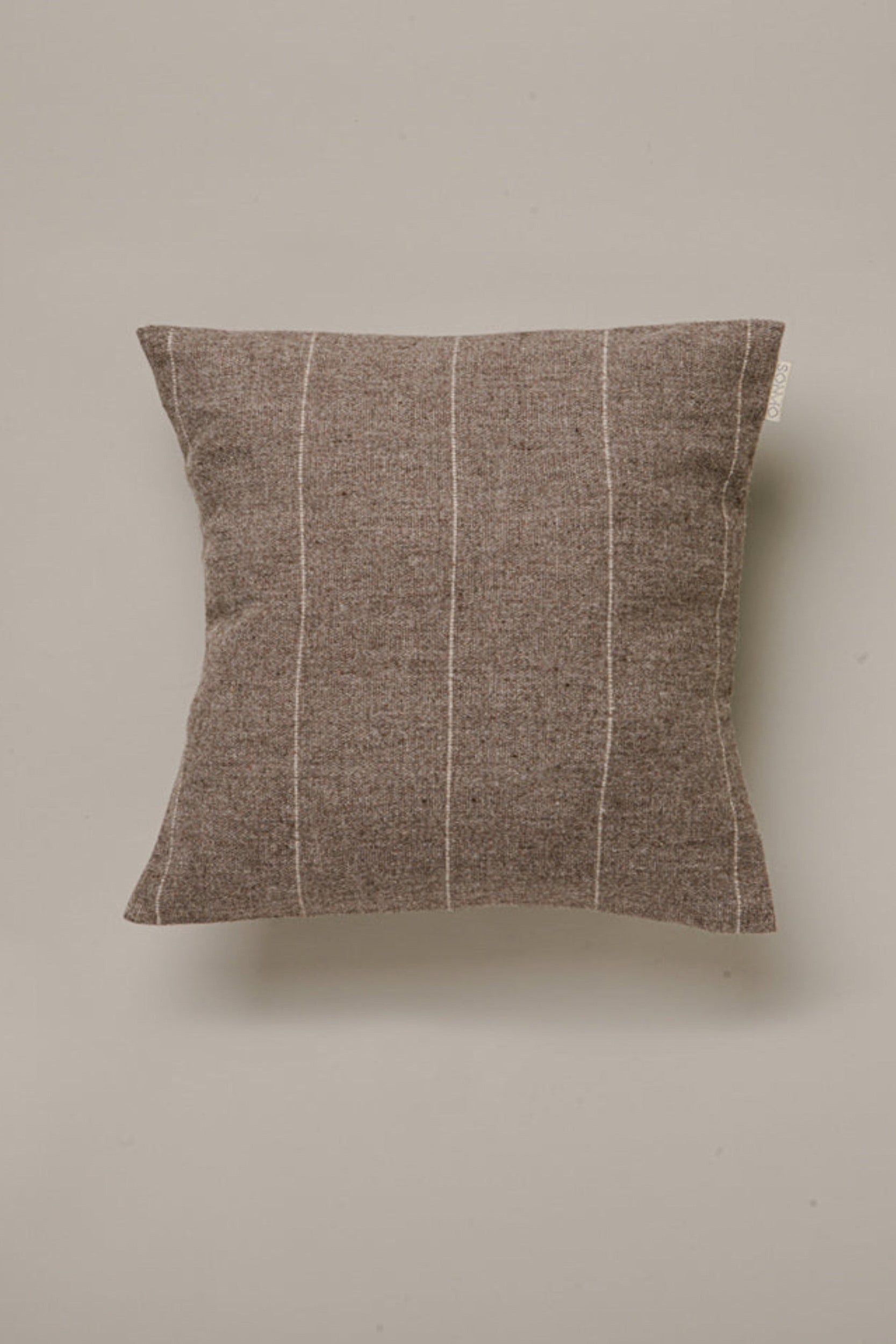 FUNDA DE COJÍN DE LANA "GRUTA"