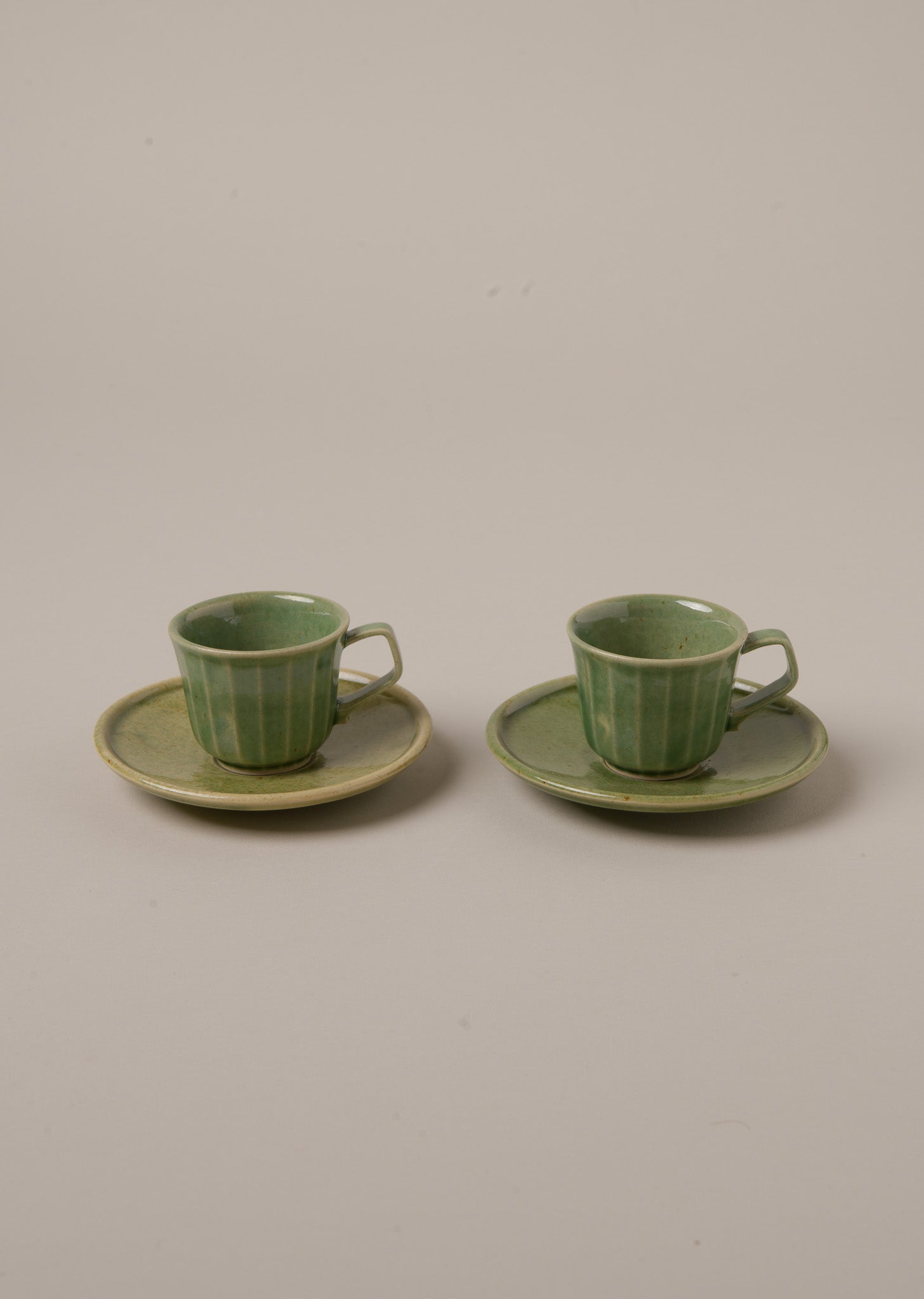 SET DE 2 TAZAS ESPRESSO Y PLATO A CONJUNTO