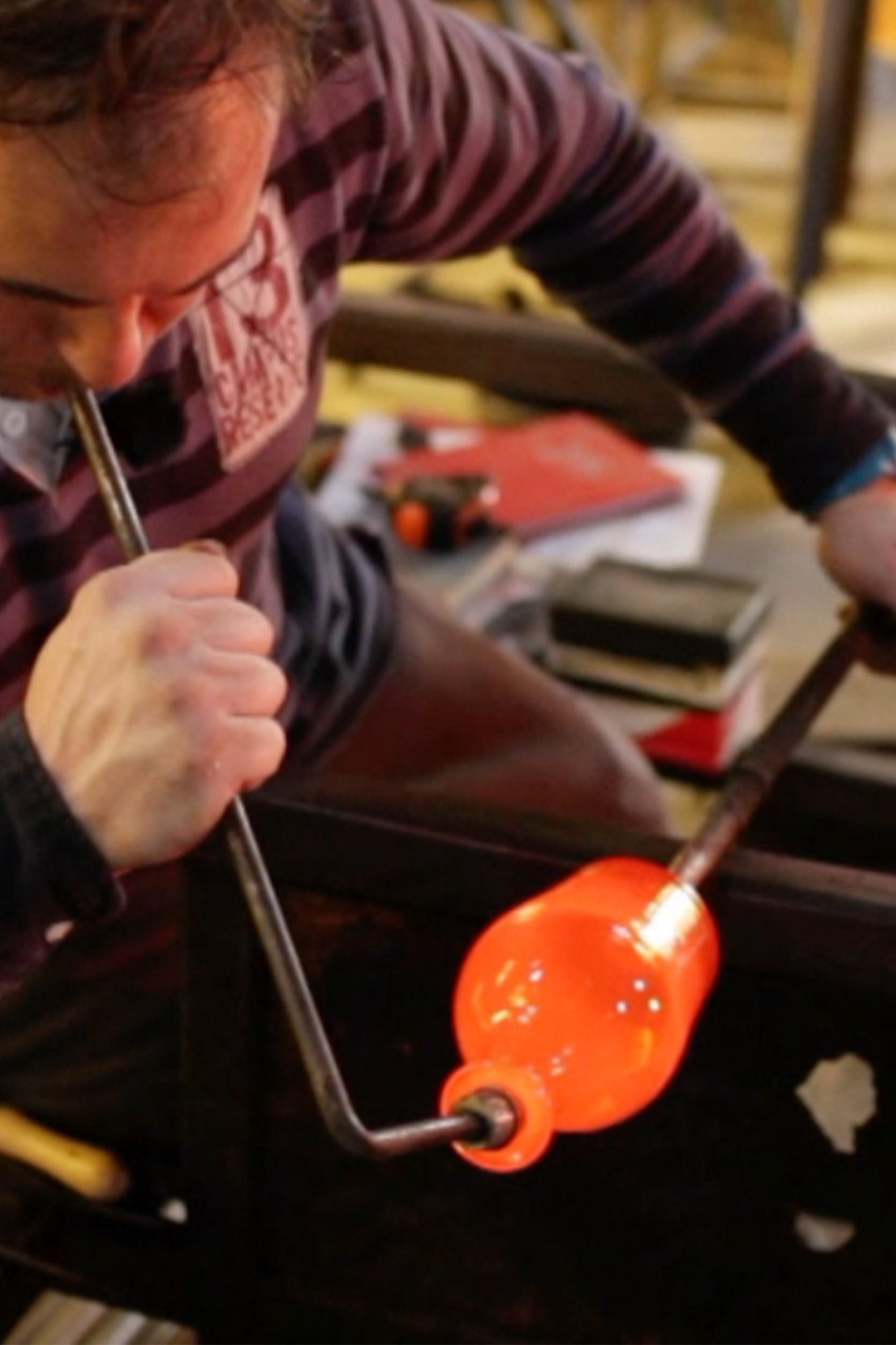 ORGANIC EXTRA VIRGIN OLIVE OIL IN HANDMADE BOTTLE