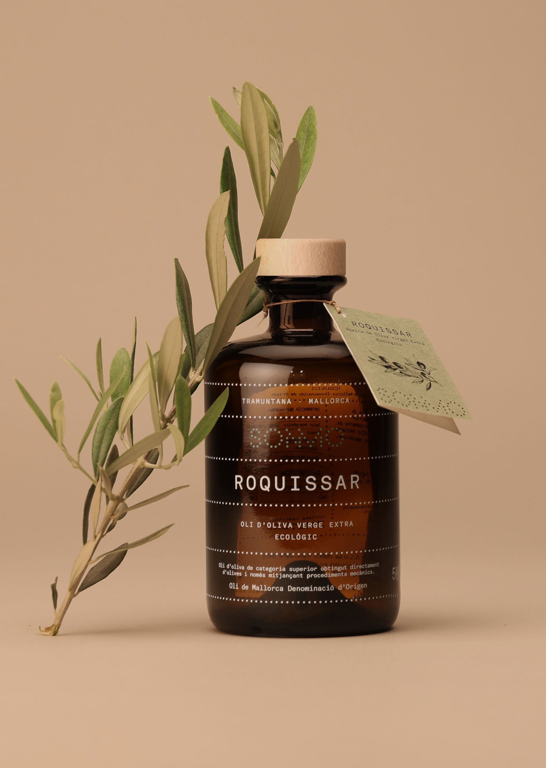 ORGANIC EXTRA VIRGIN OLIVE OIL IN GLASS BOTTLE