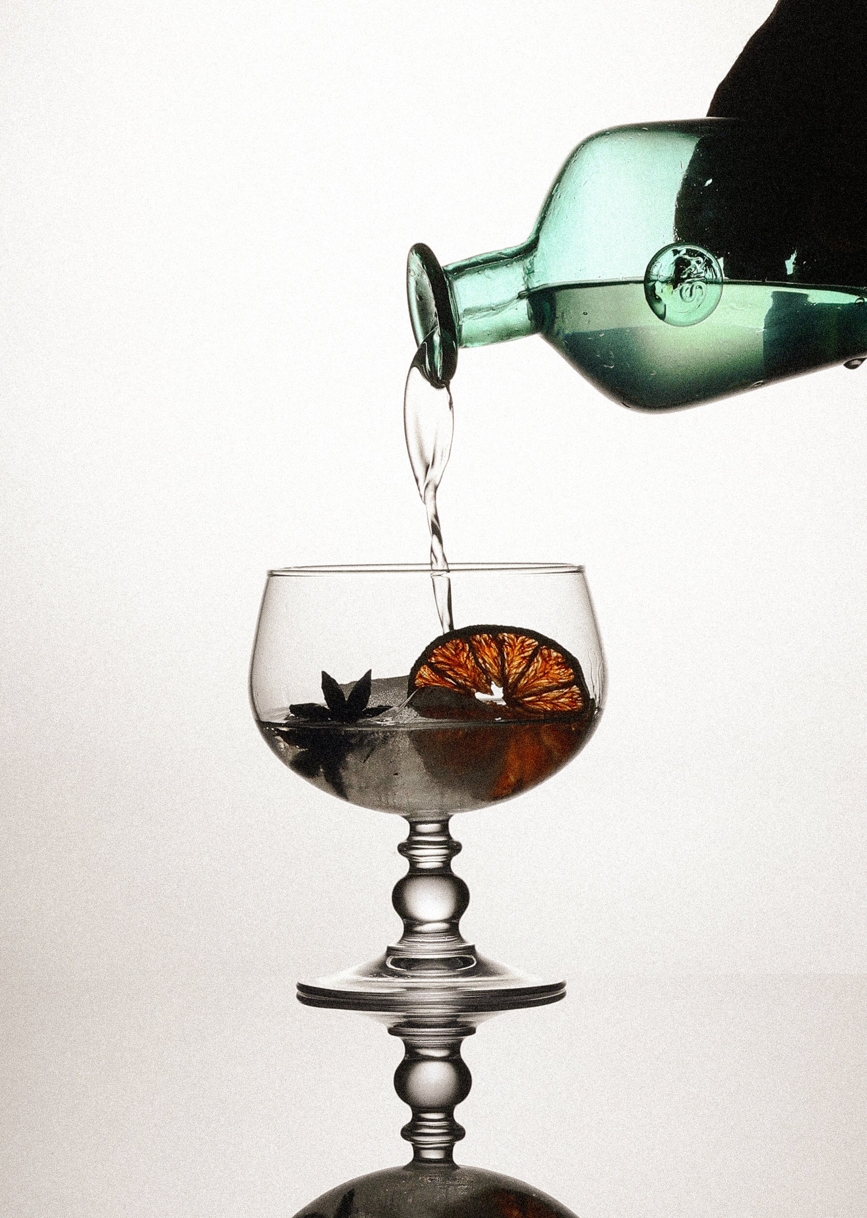 GIN "SON MORAGUES" IN HANDMADE BOTTLE