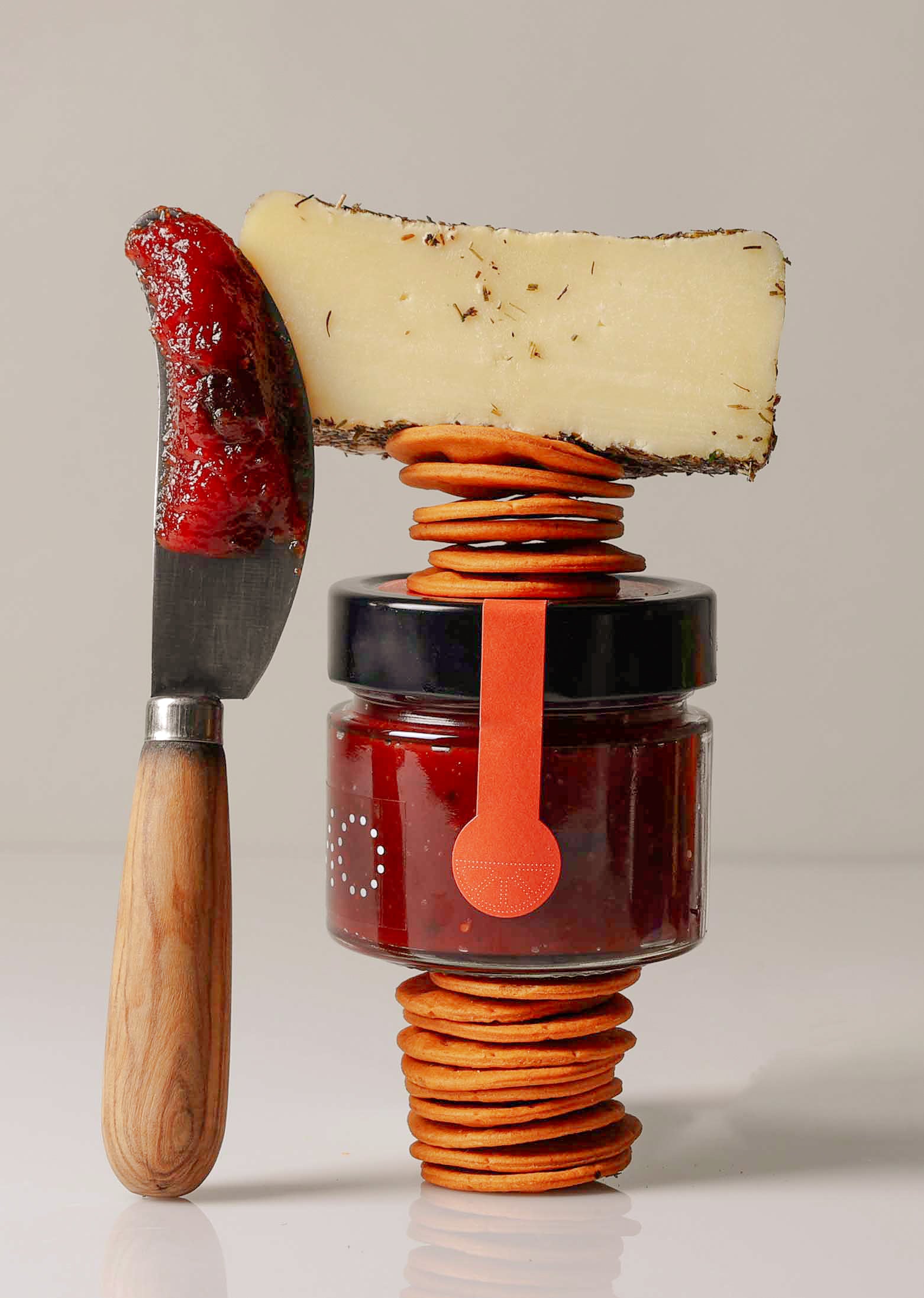 ORGANIC TOMATO AND BASIL JAM