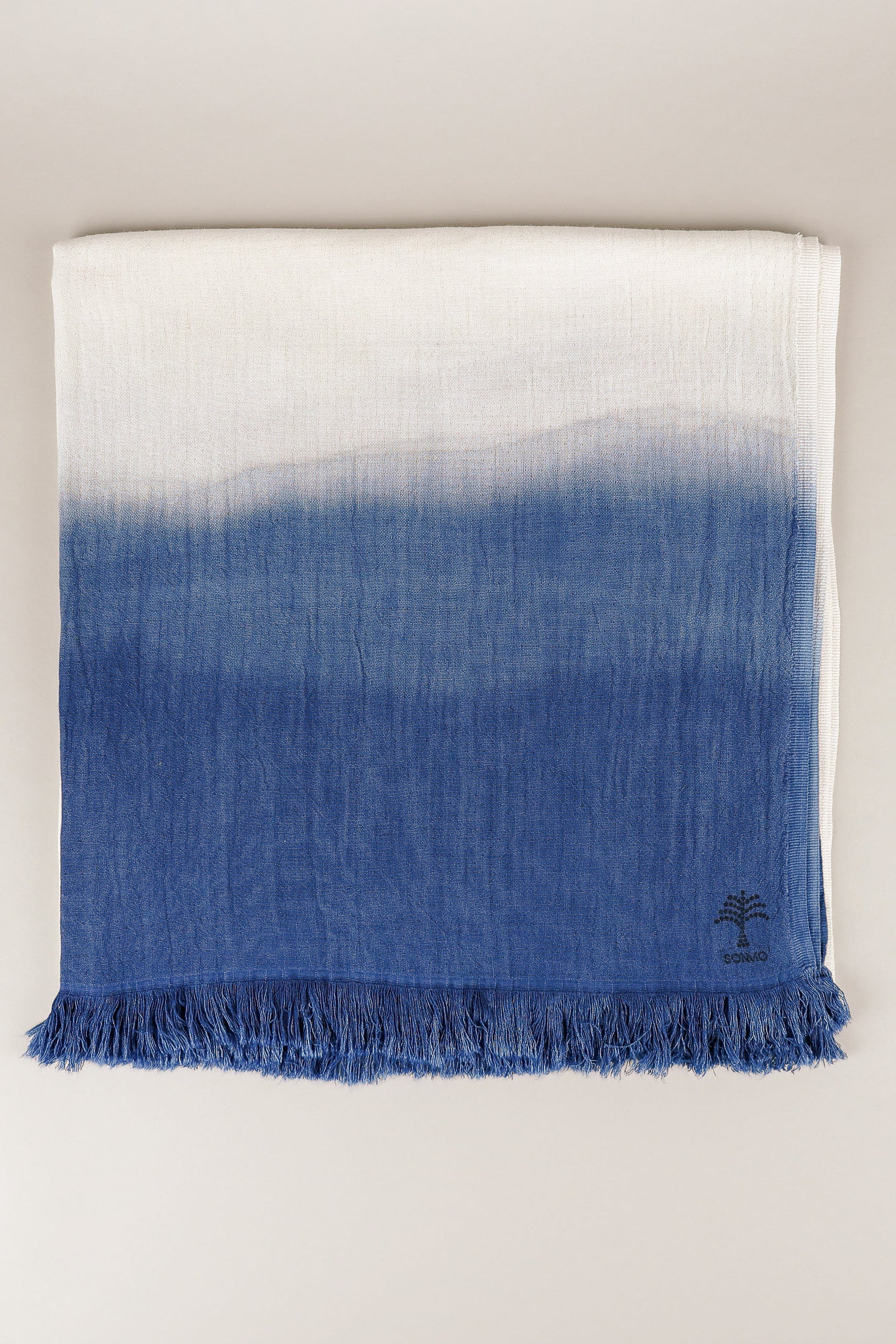 TOALLA DE DOBLE CAPA DE ALGODÓN. TÉCNICA “DIP DYE”