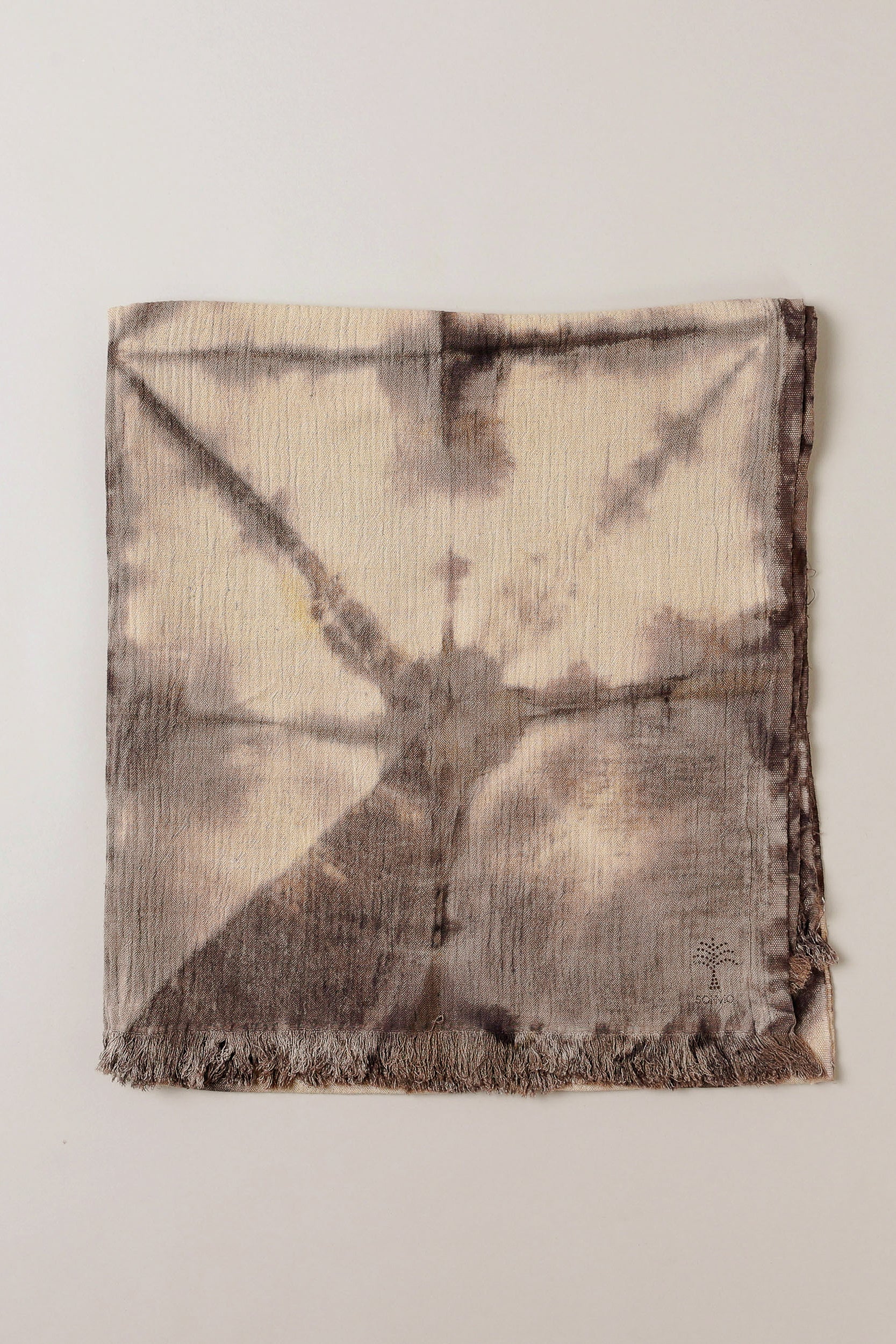 DOUBLE-CLOTH COTTON TOWEL. FOLD DYE